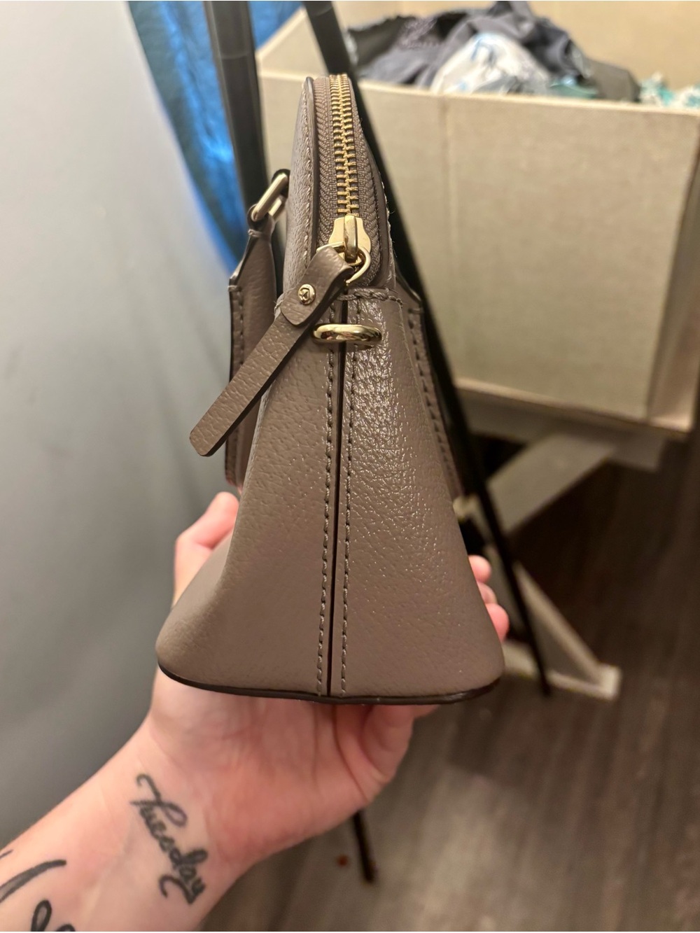 Kate Spade Gray Grove Street Carli Satchel - Elegant Gray Crossbody - Picture 6 of 9